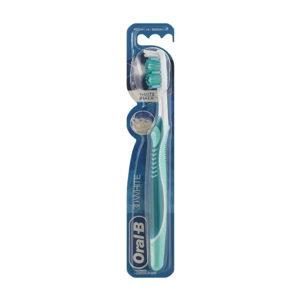 %Зубная щетка Oral-B 3D White Fresh 40 мягкая