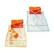 Нагрудник пвх с закрытой спинкой и карманом Забава 045