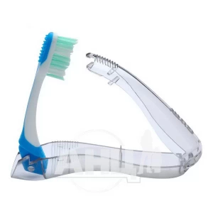 Зубна щітка GUM Travel дорожня