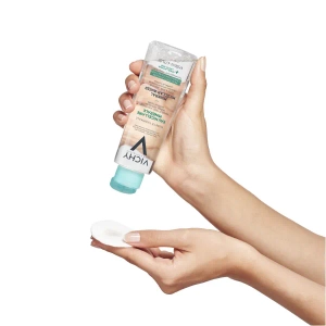 Міцелярна вода Vichy Purete Thermale для жирної та комбінованої шкіри 200 мл