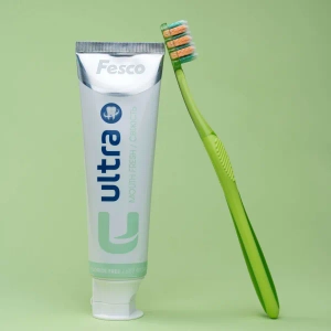 Зубная щетка Феско Fesco Ultra Multibrush Soft мягкая салатовая №1