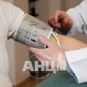 Тонометр автоматичний Microlife BP A1 Easy