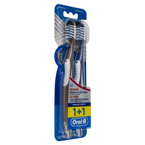 Зубна щітка Oral-B Pro-Expert 40 все в одному середня №2