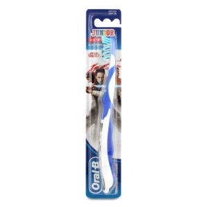 Зубная щетка Oral-B Junior 6 - 12 лет мягкая