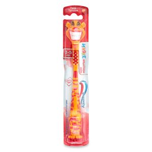 Зубная щетка Aquafresh 3-5 лет молочные зубки